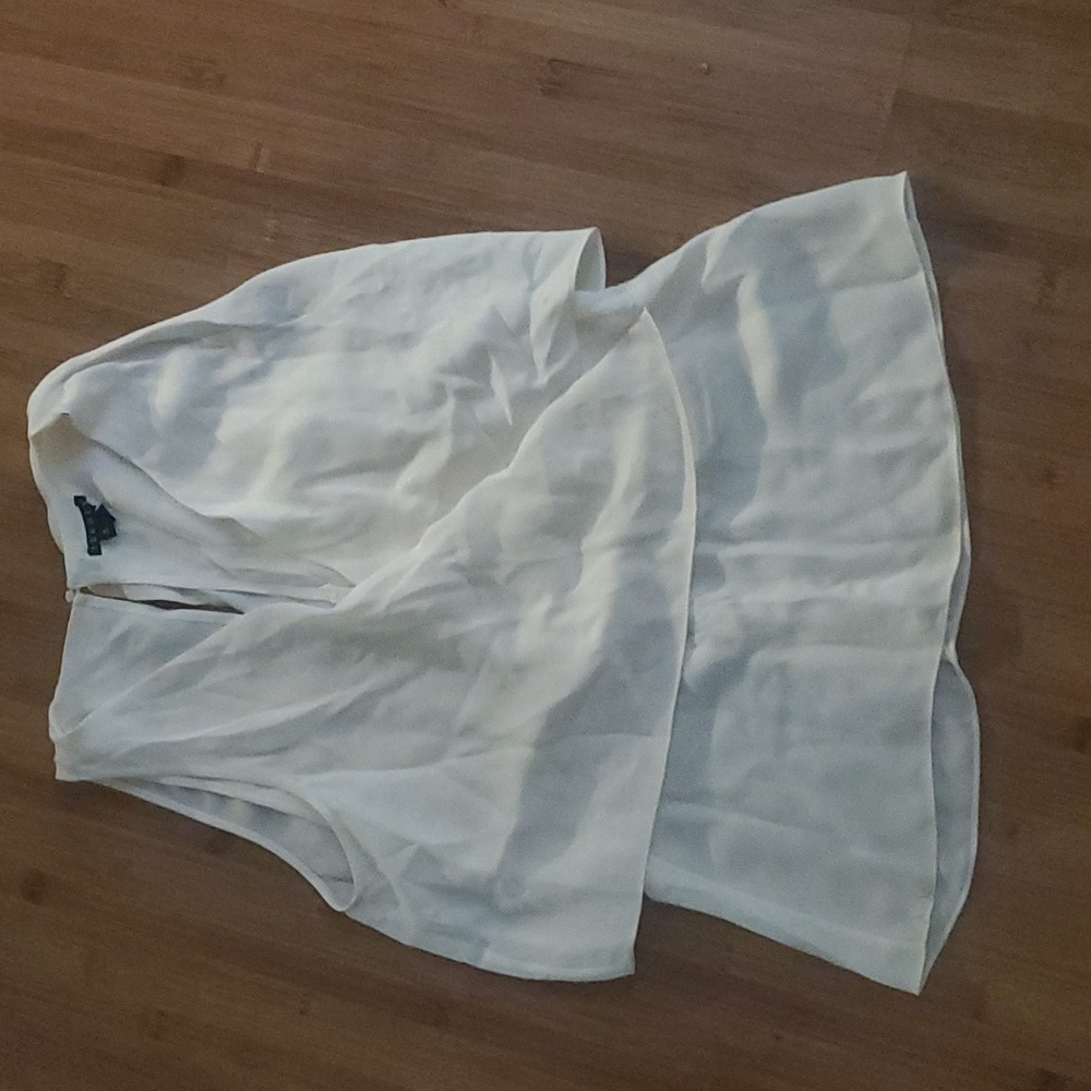 Theory blouse size ts